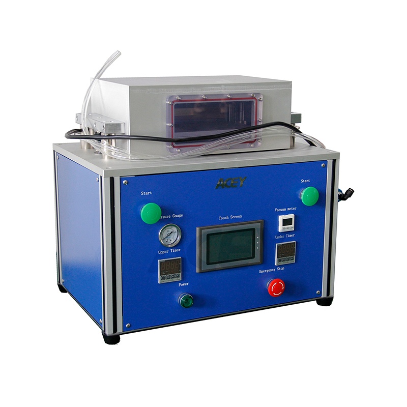 Vacuum sealing machine for battery