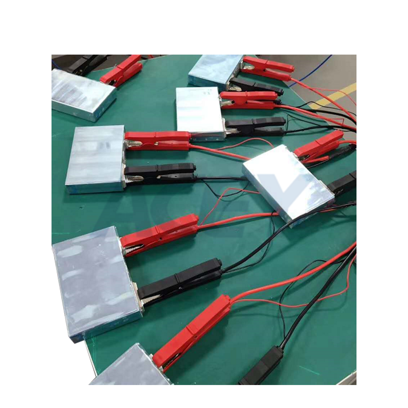 apparecchiature di collaudo per batterie ad alta corrente con feedback energetico 