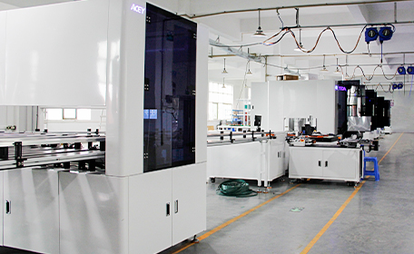 LINEA AUTOMATICA DI MONTAGGIO PACCHI BATTERIE AL LITIO PRISMATICI